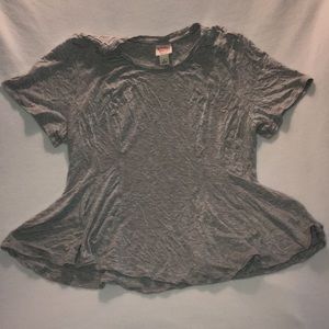 Gray flouncy t-shirt